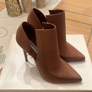 Steve Madden Daniella Leather & Suede high heeled bootie